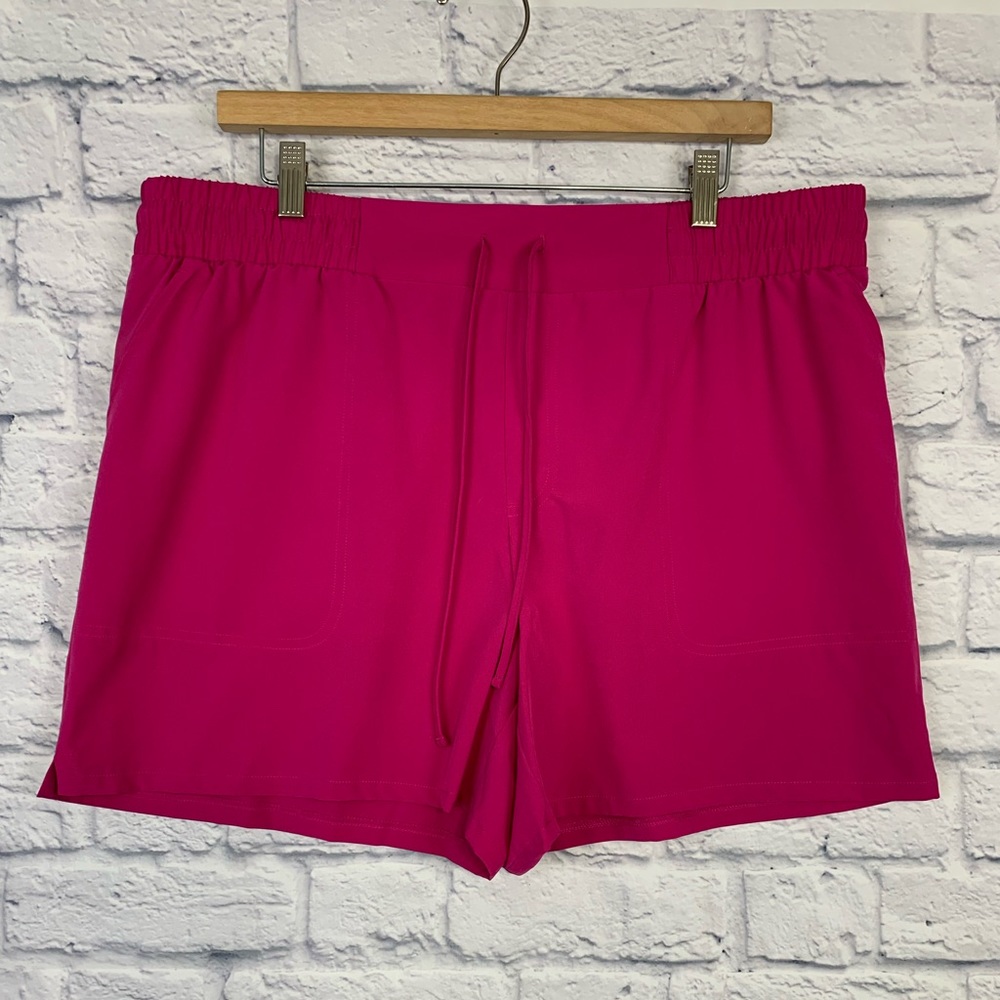 NWT Croft & Barrow Mid Rise Lightweight Mid Rise Wicking Shorts Size XL